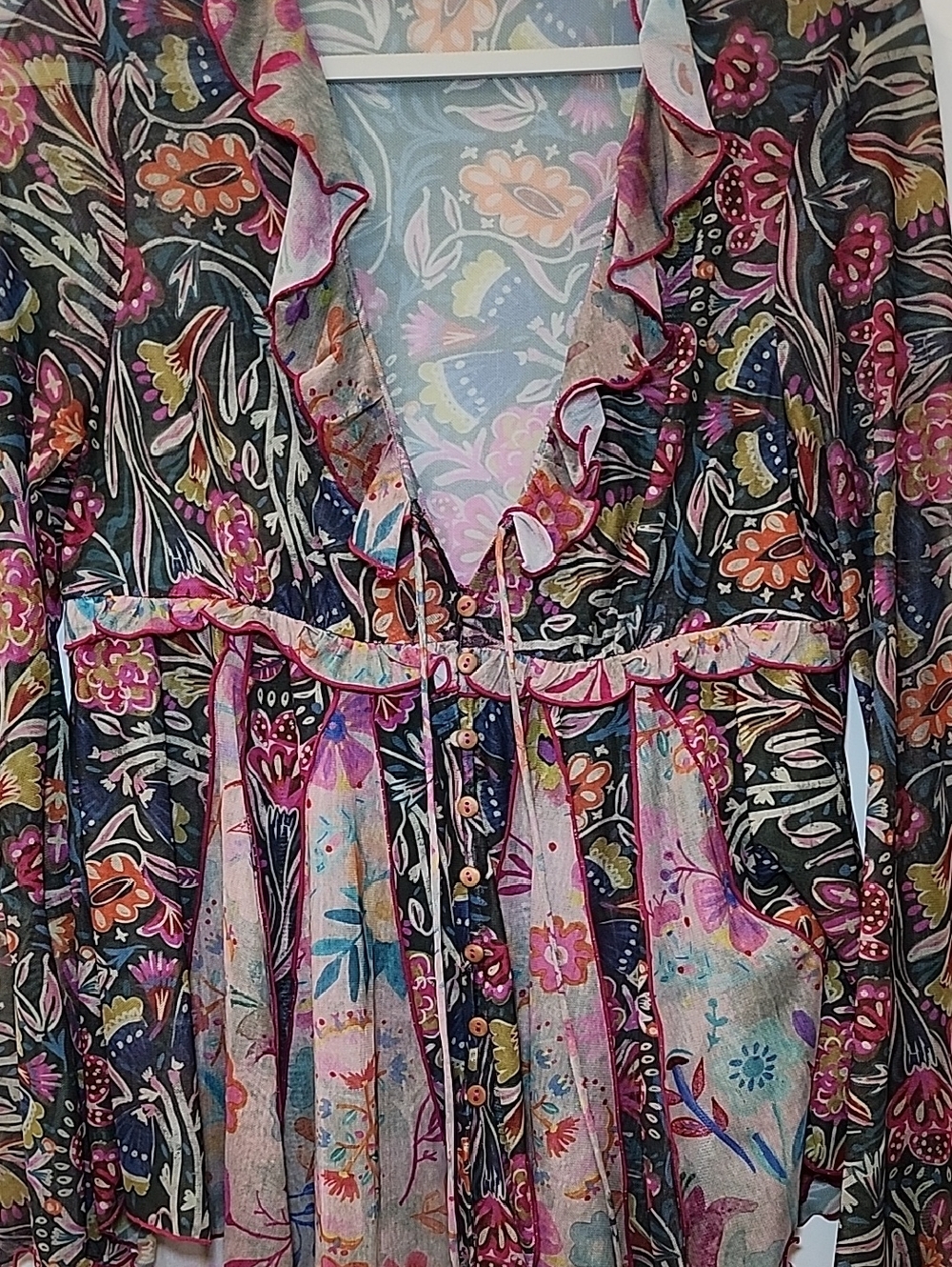 Natural Life ruffle mesh boho blouse with bell sleeves Size Meduim - Picture 15 of 16